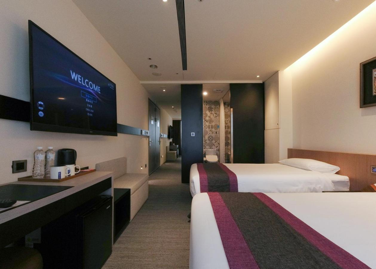 Royal Roi Hotel Taichung Exterior foto